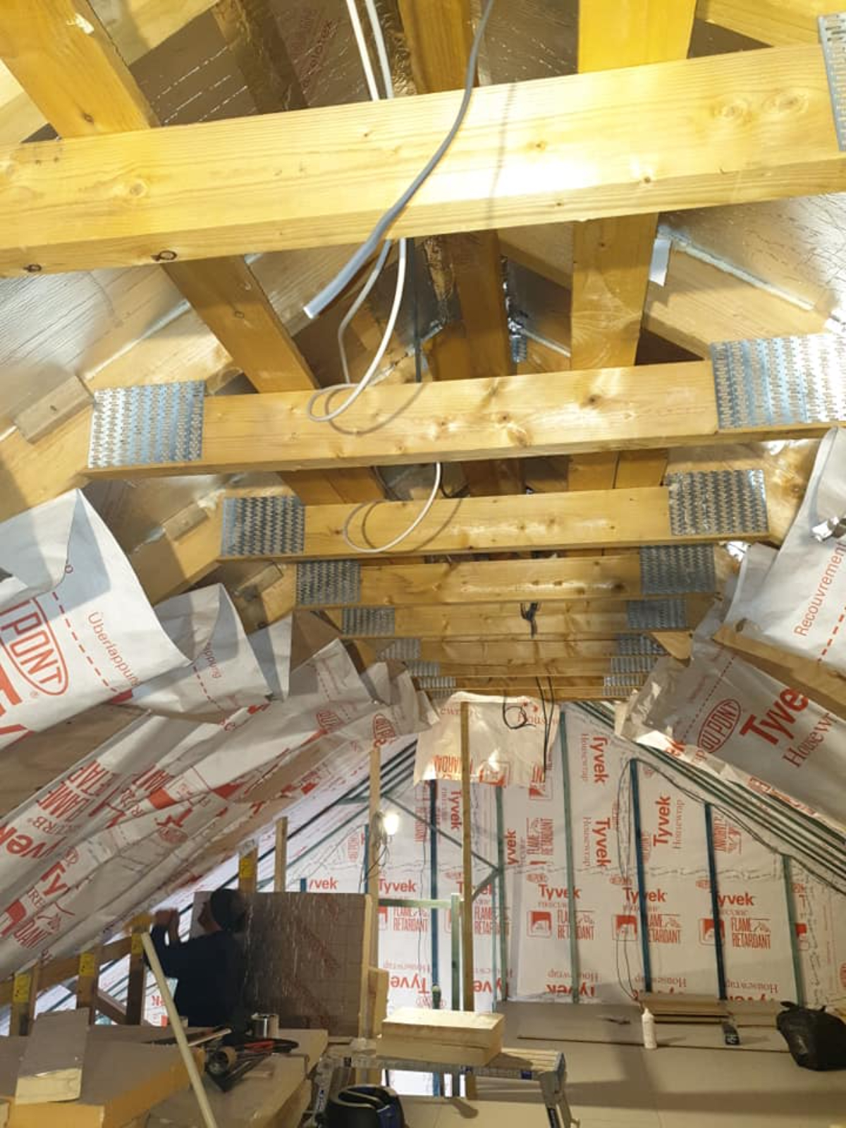 Electrician carrying out an electrical repair